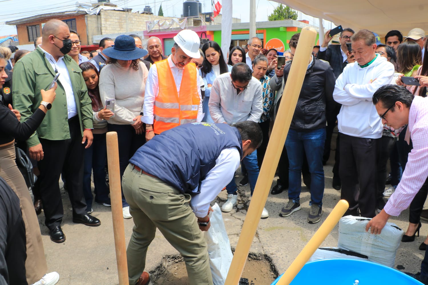 Arranca en Metepec programa escuadrón tapa tu bache 