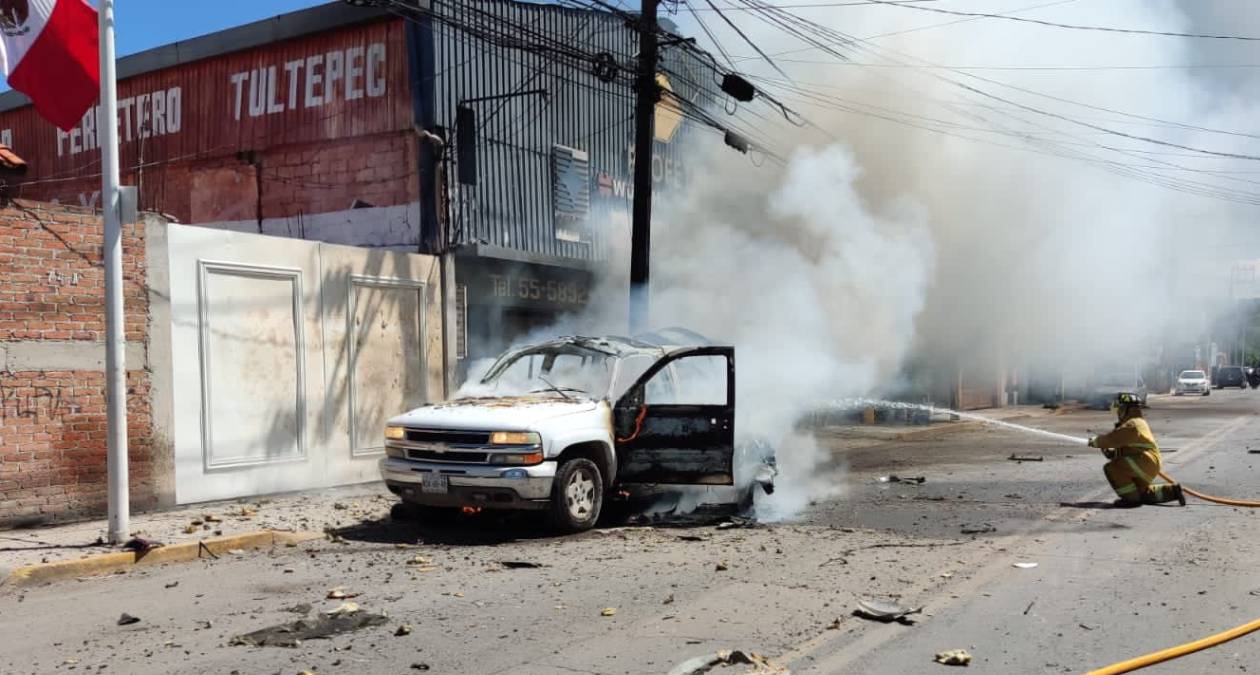 Tultepec: Explican causas de la explosión de camioneta particular