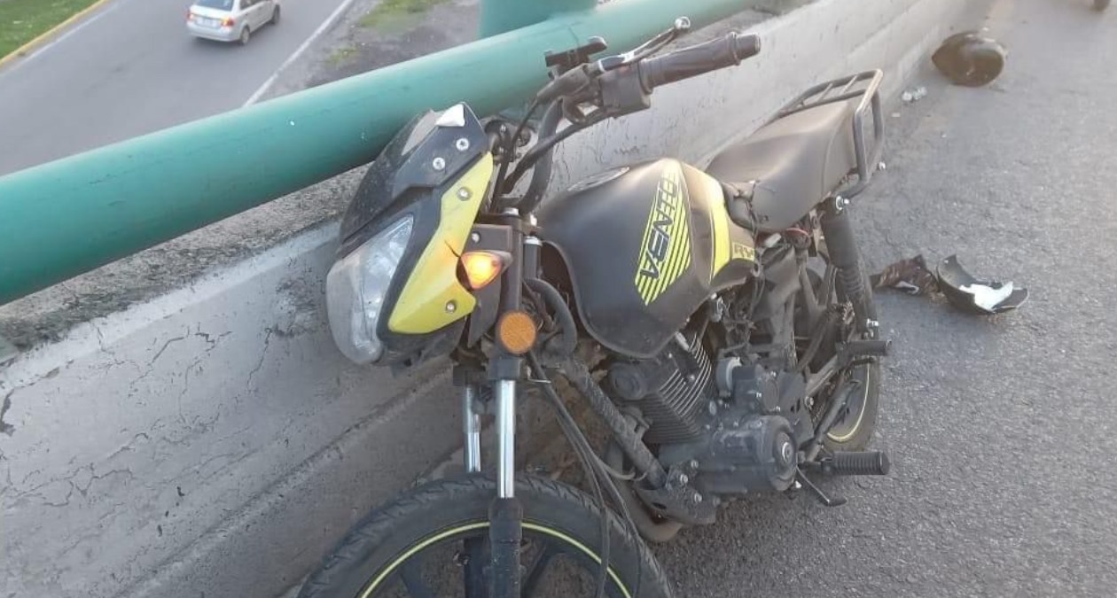 Toluca: Motociclista muere atropellado en Paseo Tollocan