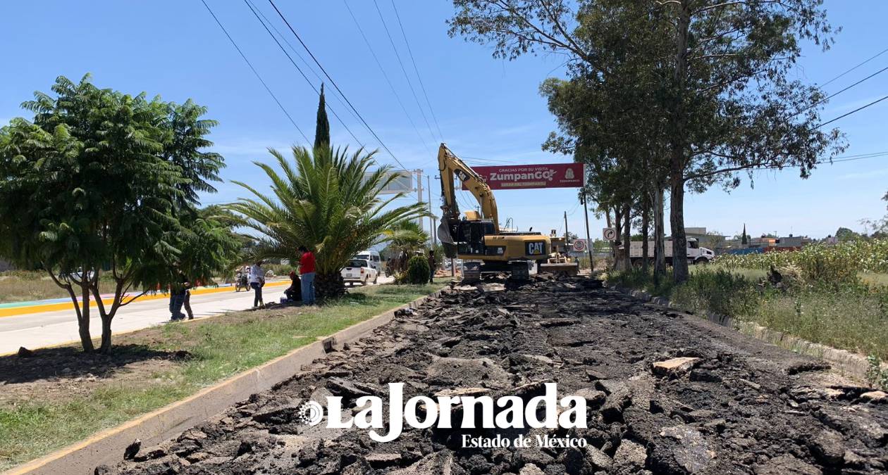 Cuautitlán Izcalli: Vecinos exigen pavimentación de calles