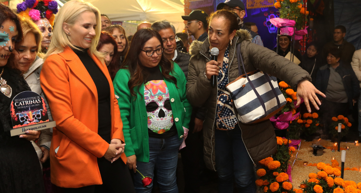 Huixquilucan: Inaugura exhibición de las tradicionales ofrendas de Día de Muertos