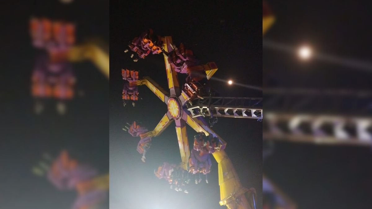 Coacalco: Falla juego mecánico en feria; rescatan a 18 personas (video)