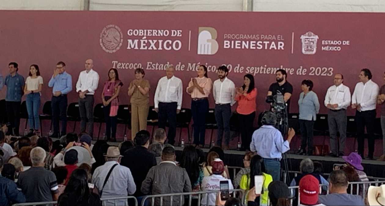 Habrá Universidad de Medicina en Texcoco: AMLO