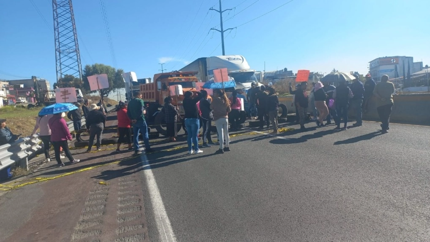 Atizapán: Bloqueo en la Chamapa-Lechería por falta de agua