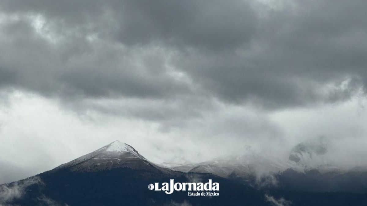 Nevado de Toluca registra primera nevada del año