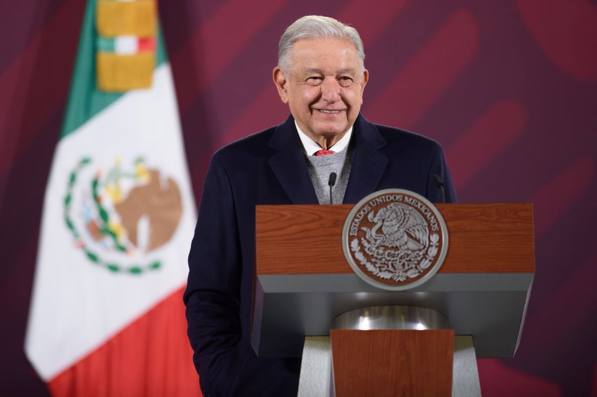 Reducción de la pobreza, principal logro del gobierno: AMLO