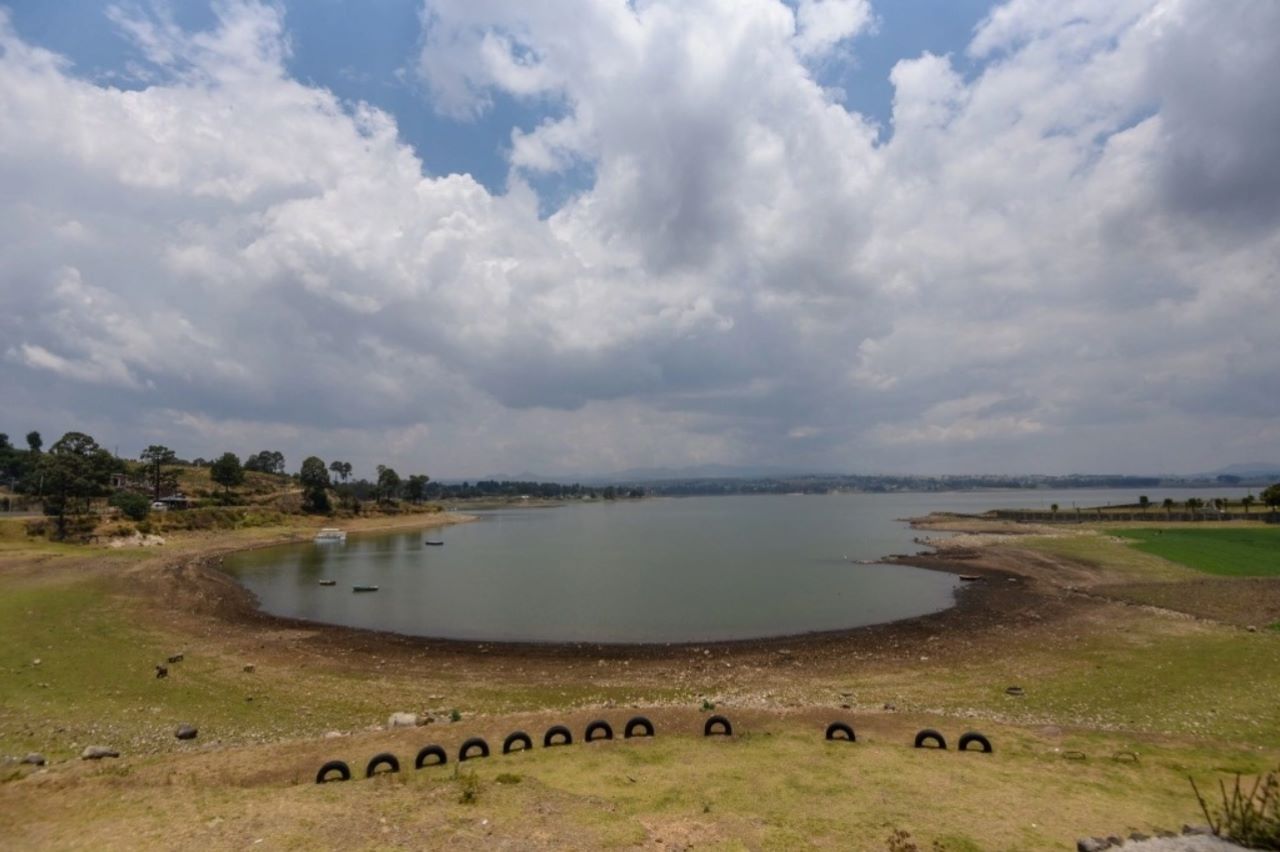 Edomex: Por bajos niveles, Cutzamala sólo tiene agua hasta agosto de 2024