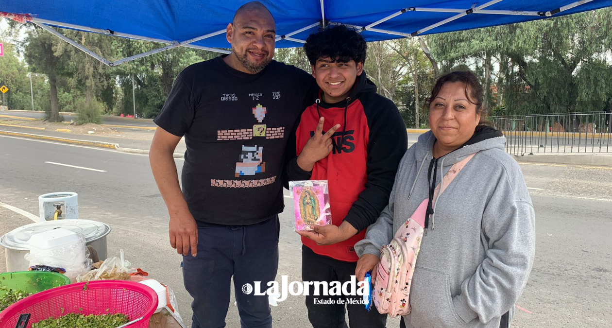 Ecatepec: Familias brindan alimentos a peregrinos, desde hace 16 años