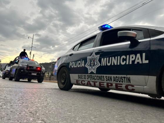 Ecatepec: Destituyen a policía que robaba gasolina de su propia patrulla (Video)