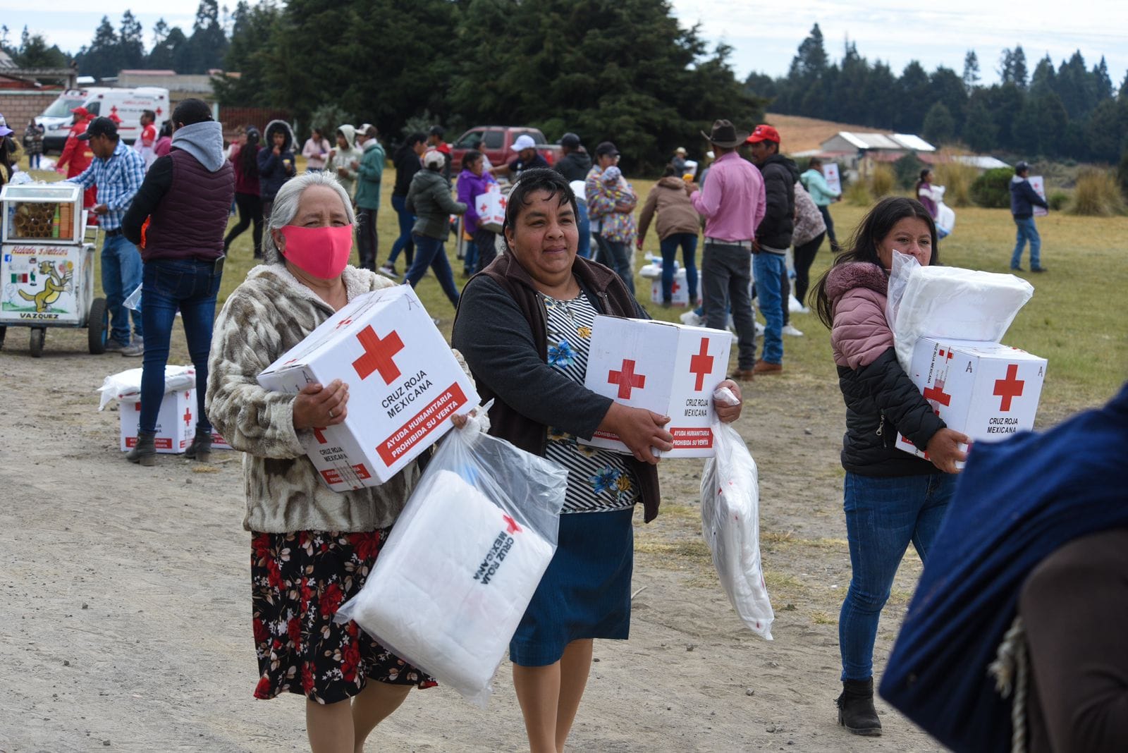 Temascaltepec: Cruz Roja Mexicana lleva ayuda a comunidades vulnerables