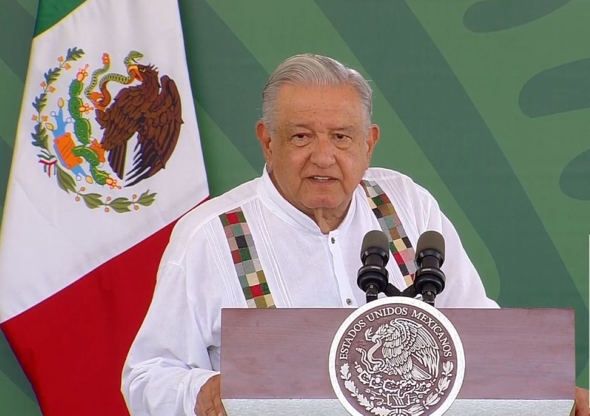 AMLO ve bien acercamiento del clero con el narco