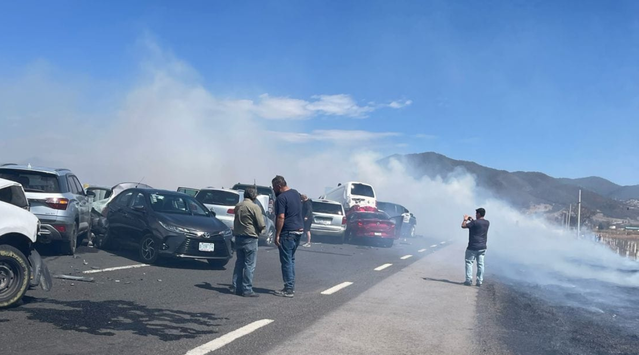 Autopista México-Naucalpan, registró una accidente múltiple