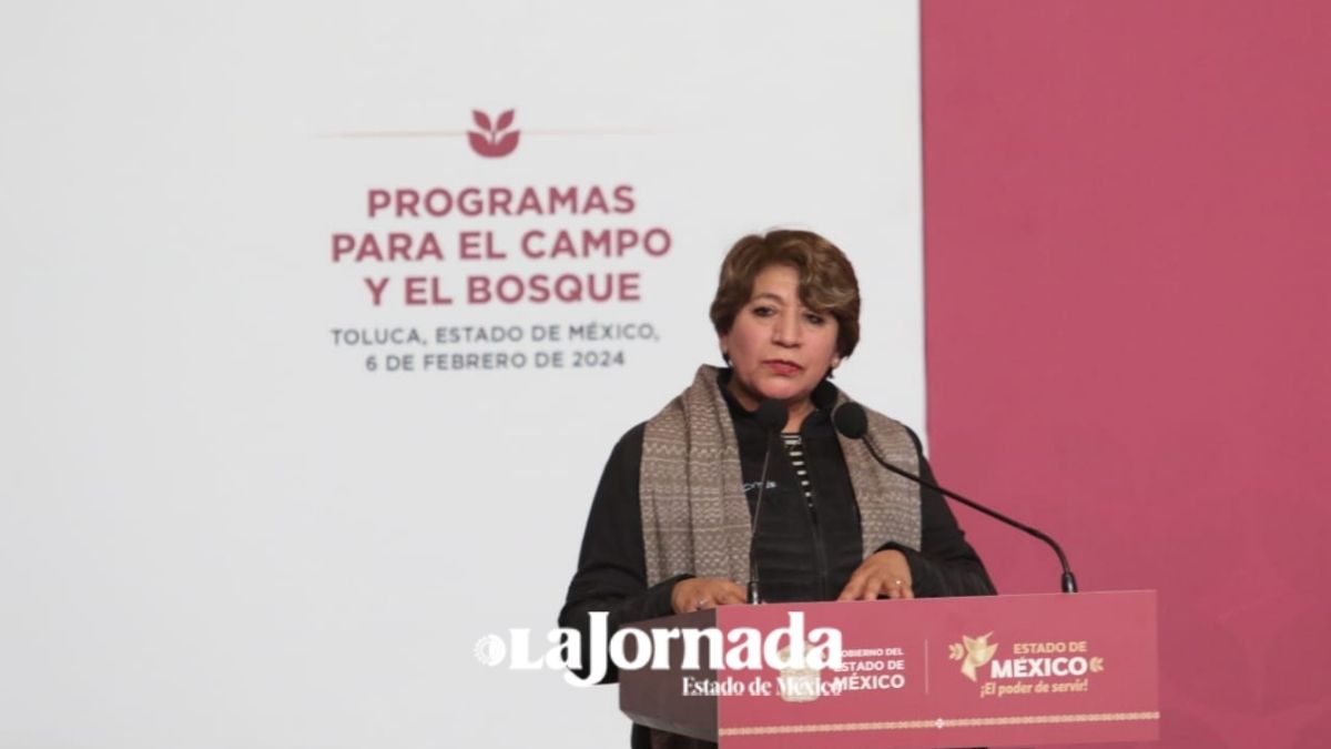 Delfina Gómez preside presentación de programas sociales para campo mexiquense