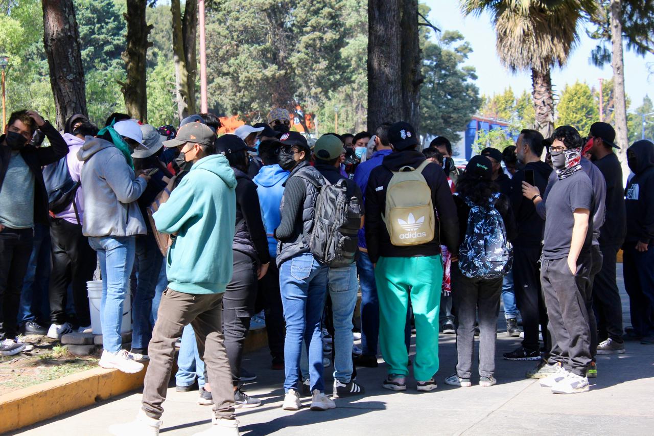 Trabajadores del Tecnológico de Toluca piden salida del director