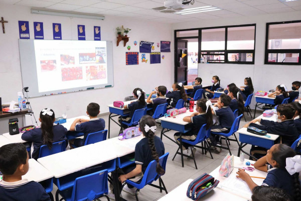 MEGAPUENTE: Esta es la RAZÓN por la que NO HAY CLASES este 15 de marzo