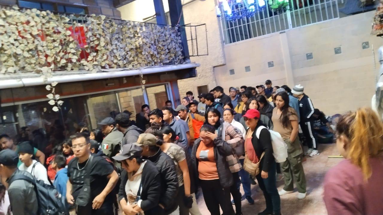 Rescatan a 119 indocumentados hacinados en Texcoco