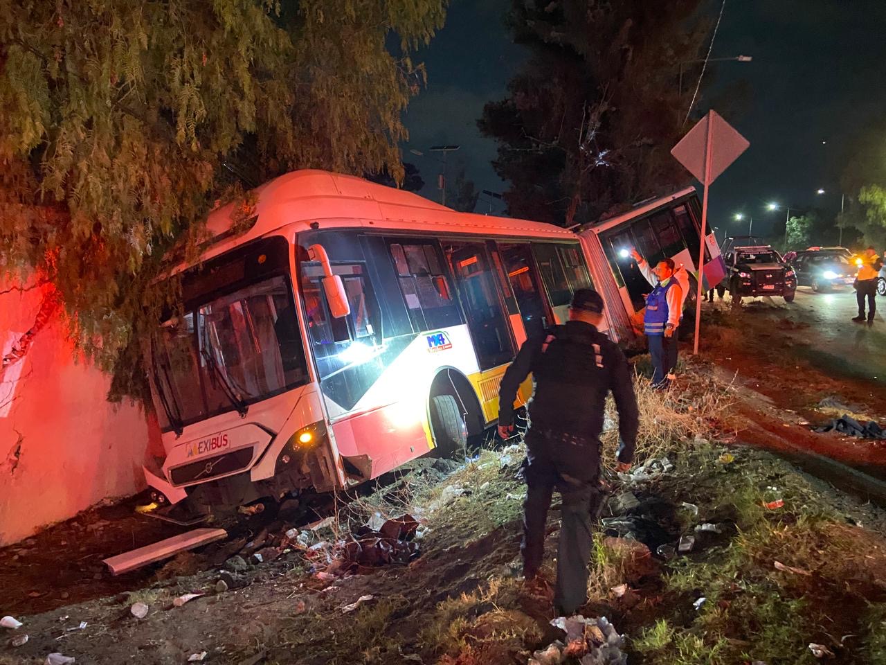 Accidente en Mexibús Línea 4 deja tres lesionados