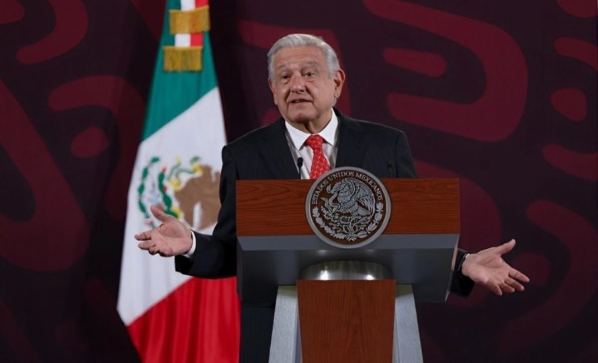 Fue un montaje, dijo AMLO sobre encapuchados que detuvieron a Sheinbaum