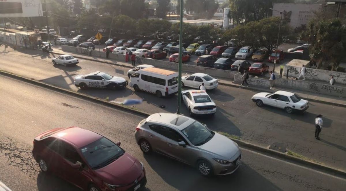 Fallece persona en la Cuautitlán-Tlalnepantla tras ser atropellada por motociclista