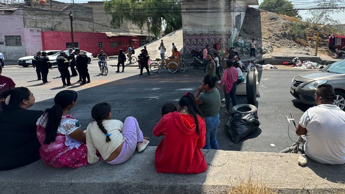 Ecatepec: Se suman mujeres indígenas en bloqueo por falta de agua