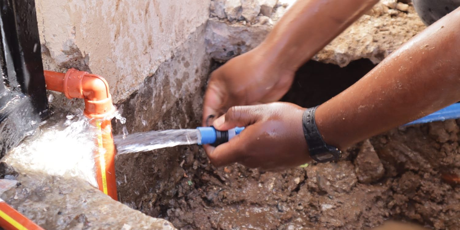 Ocuilan: Clausuran tomas clandestinas de agua