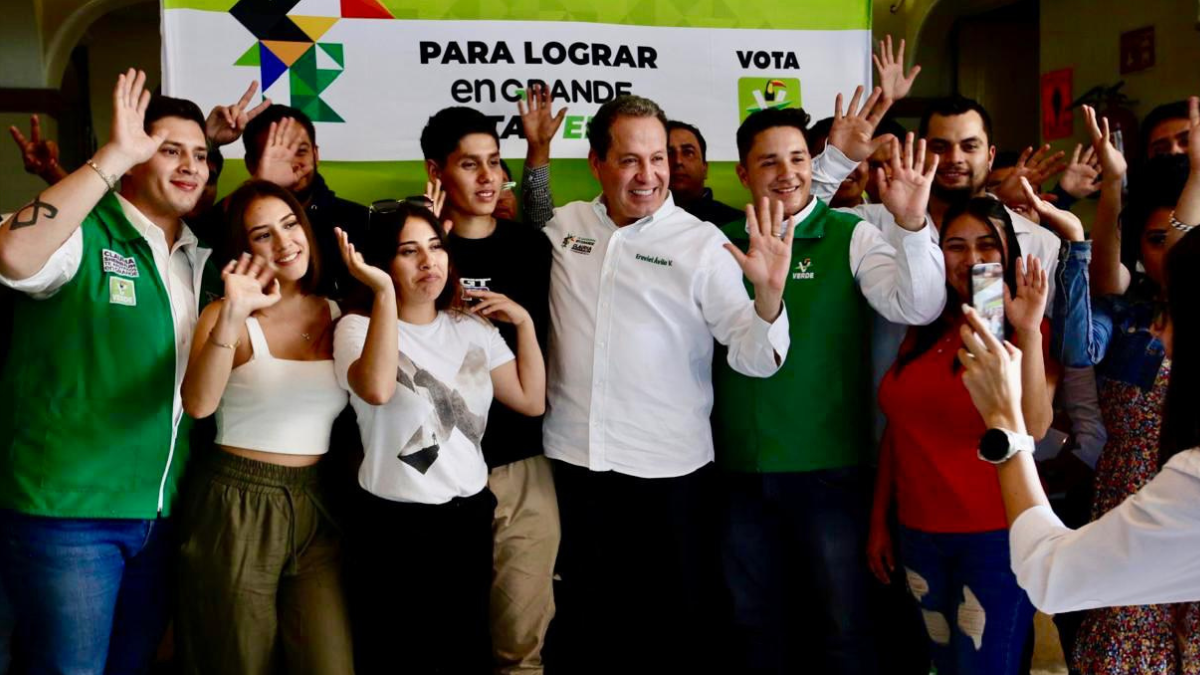 Pide Eruviel a jóvenes votar por Sheinbaum