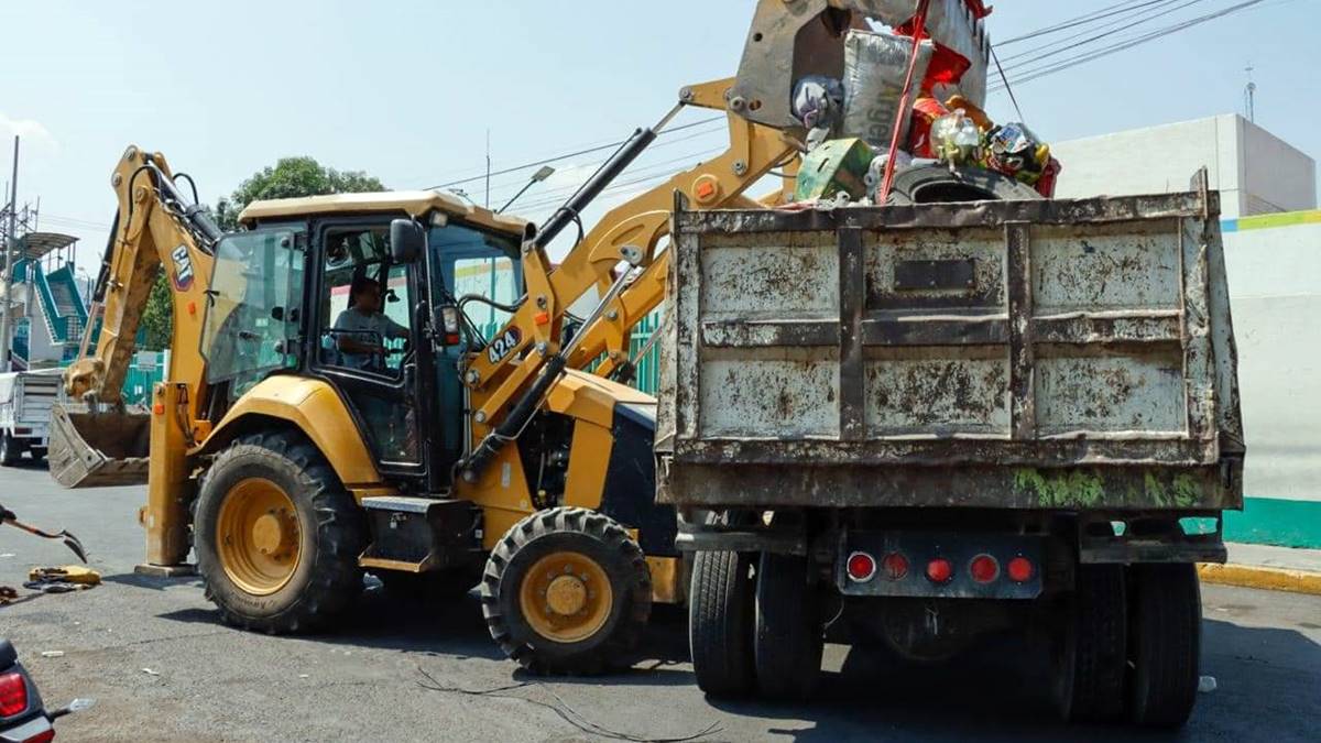 Chimalhuacán: persiste abandono de basura en la vía publica