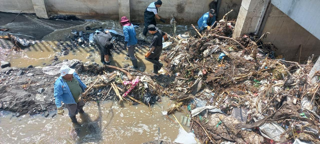 Grupo Tláloc concluye limpieza y desazolve en calles de Ecatepec tras lluvias