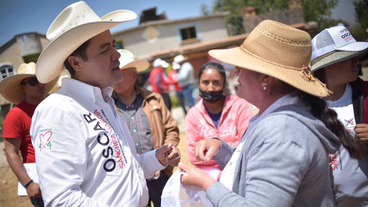 Almoloya de Juárez: El PRI va solo, no se dejen engañar previene Óscar Sánchez