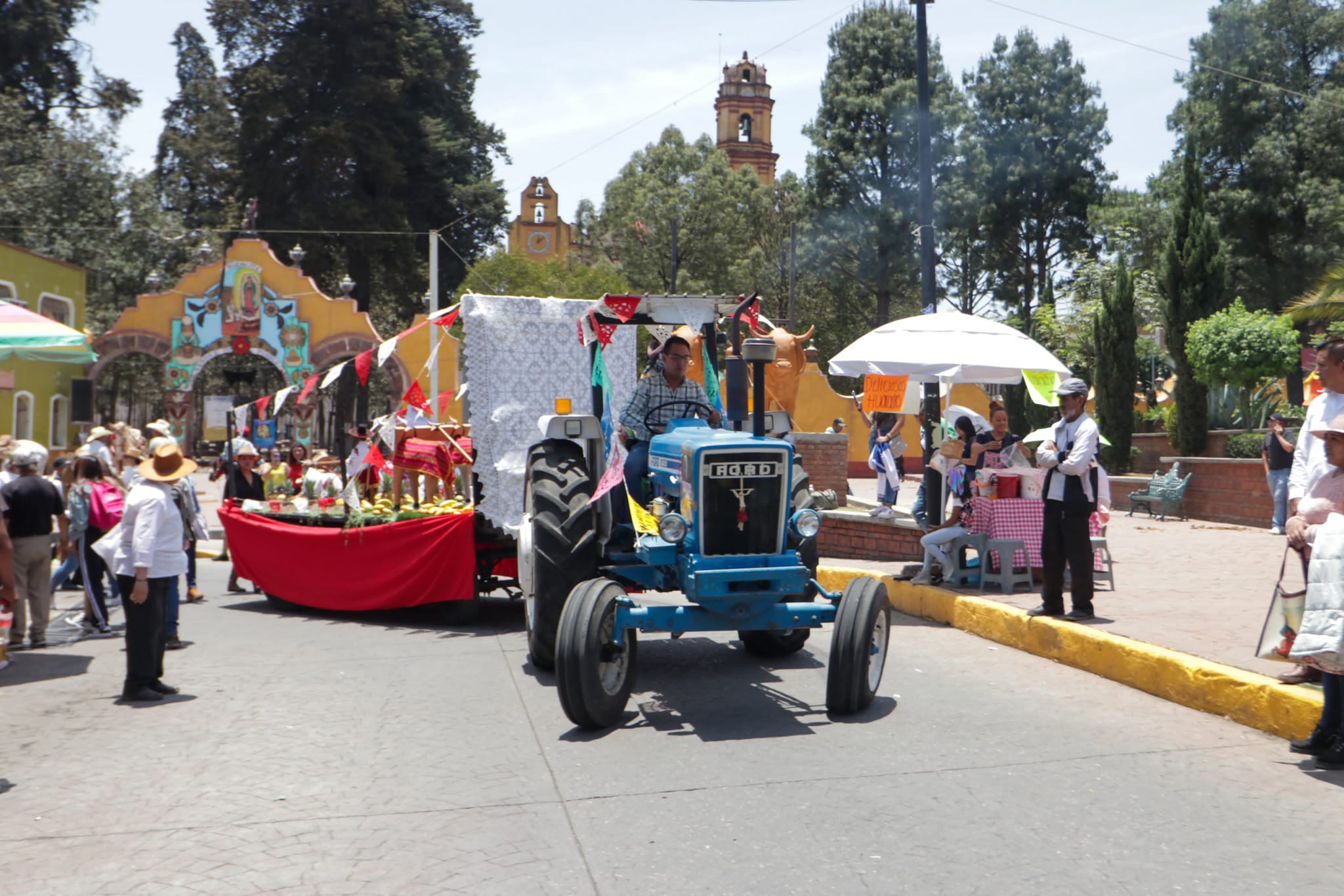 Metepec: Cerca de 30 mil personas disfrutaron del tradicional Paseo de la Agricultura