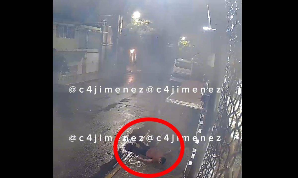 VIDEO: Tras golpear a esposa intenta huir y resbala de azotea en Neza