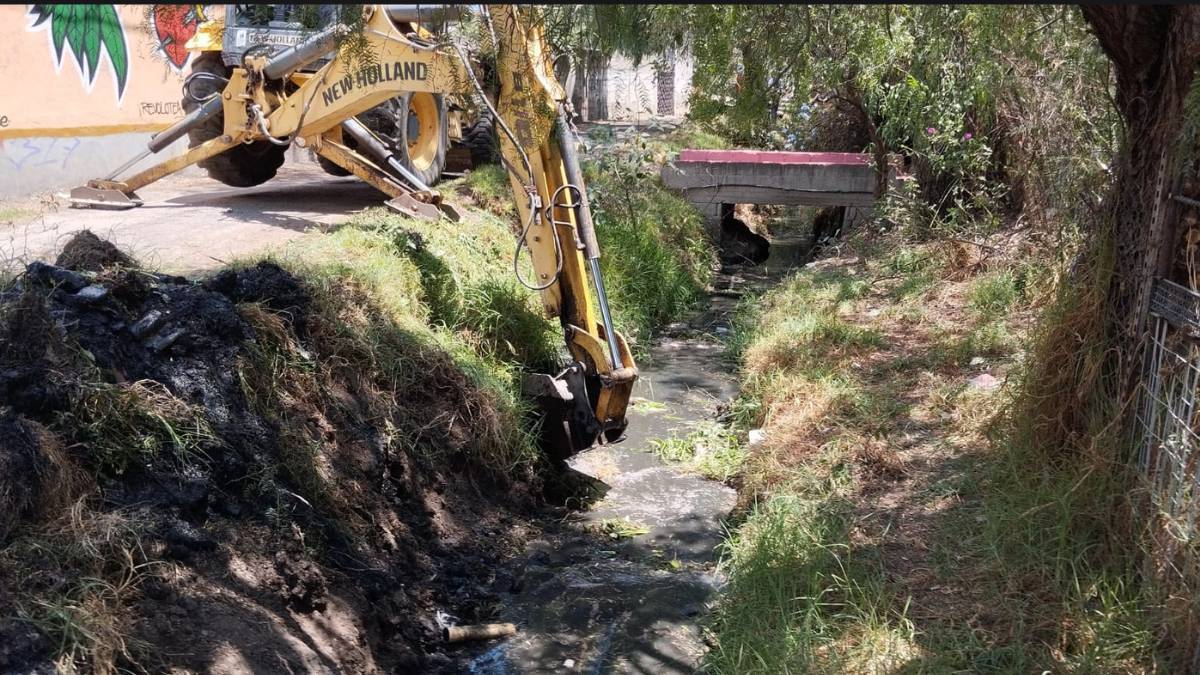 Izcalli: Apoya CAEM en el rescate de humedal y limpieza de canales