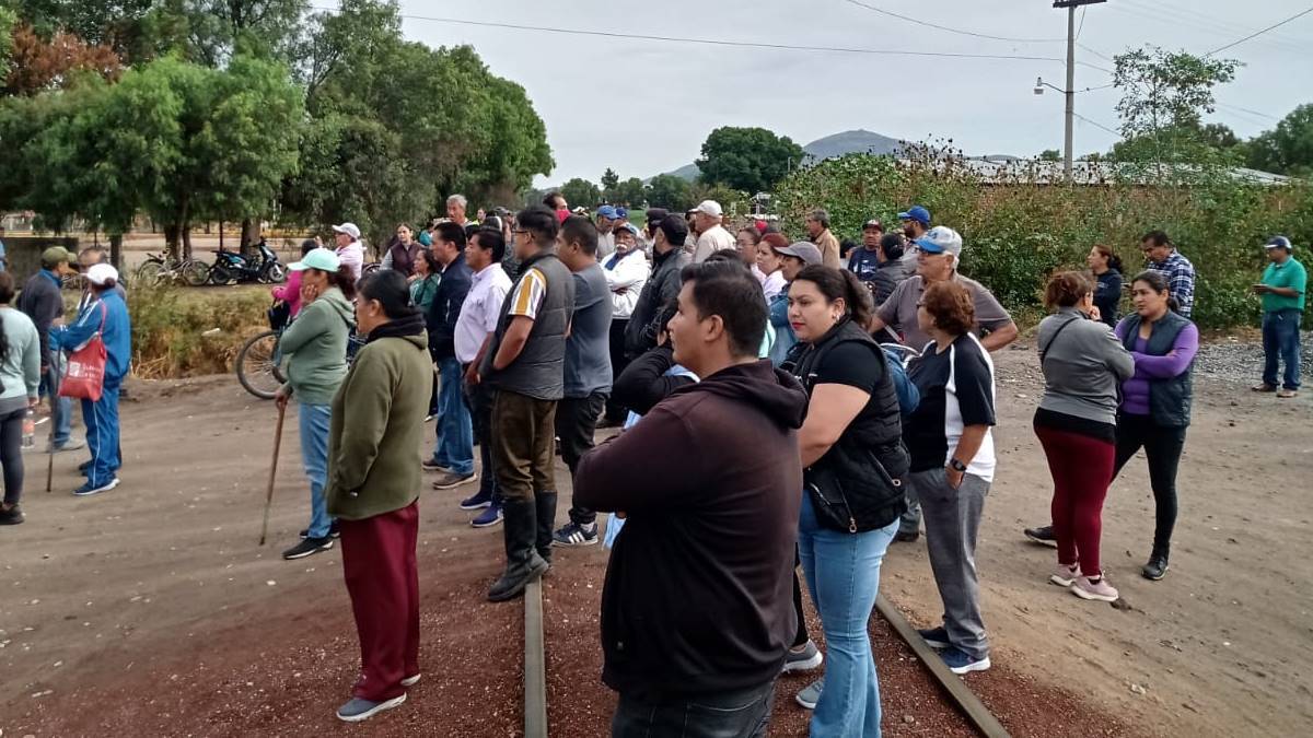 Pobladores impiden paso a piperos que explotan pozo agrícola en Chiautla