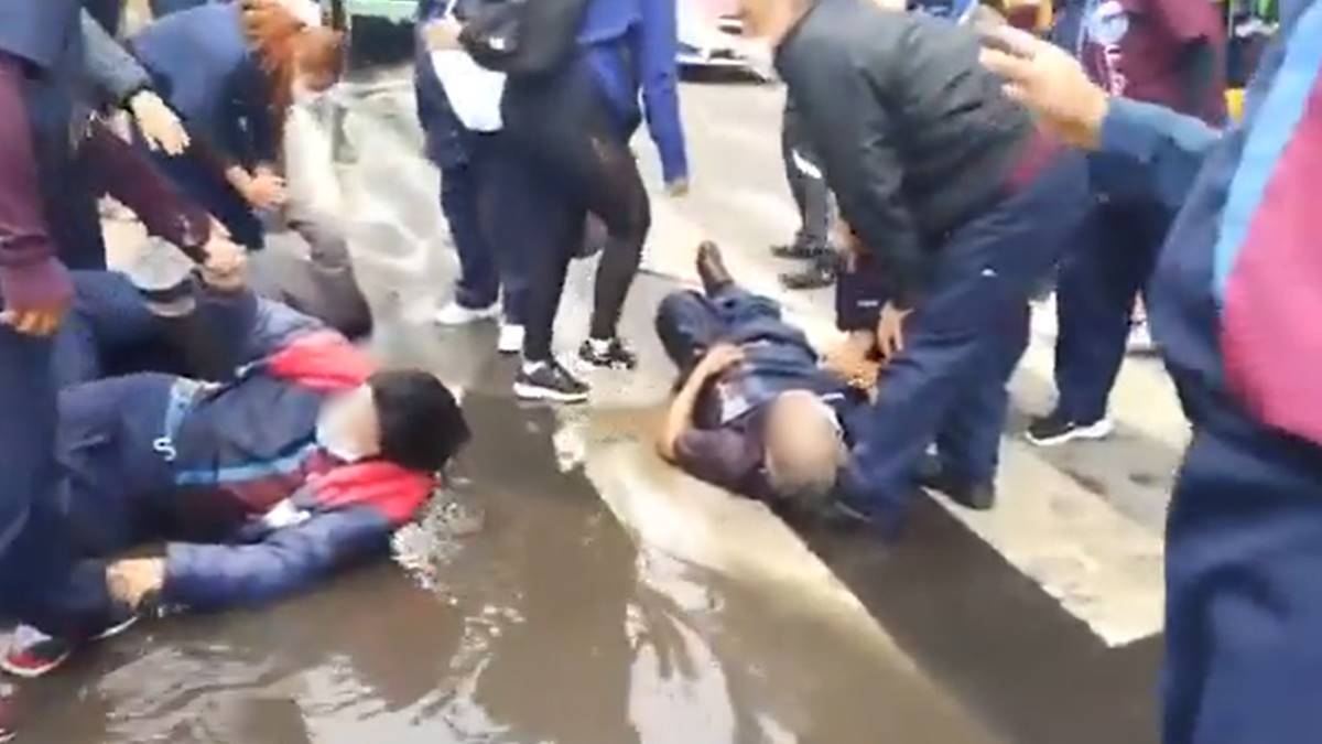 CDMX: Atropellan a trabajadores de limpieza del IPN mientras protestaban