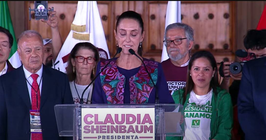 Claudia Sheinbaum, primera mujer presidenta de México, celebra triunfo en el Zócalo