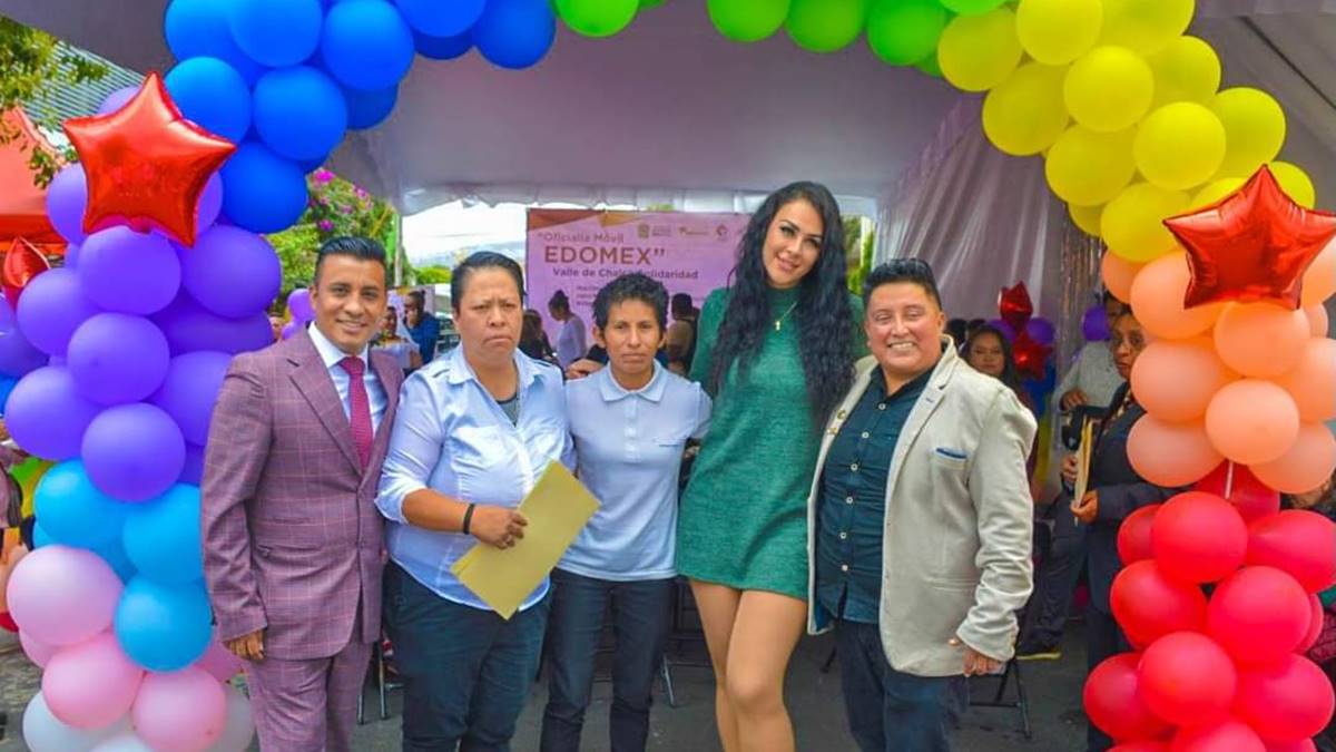 Mes del Pride: celebran bodas igualitarias en Valle de Chalco