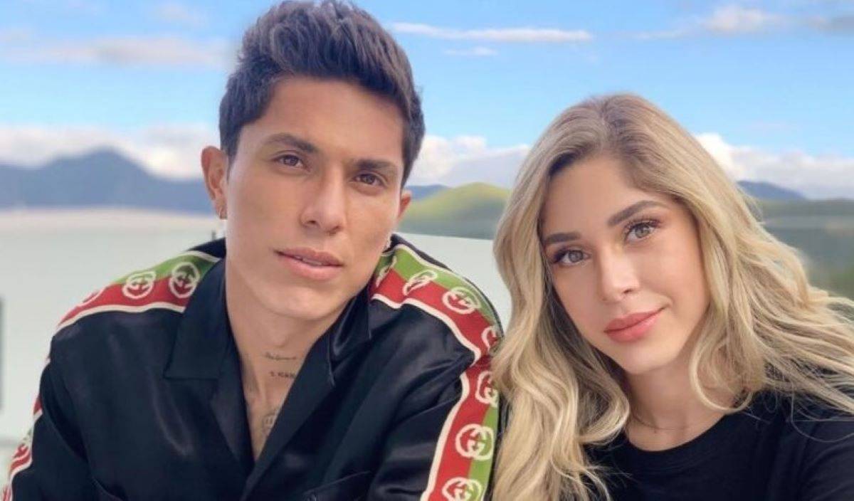 Revela madre de Carlos Salcedo VIDEO de infidelidad de esposa; hubo amenazas contra Paola