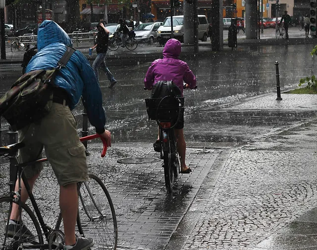 Toluca: Baches un peligro en temporada de lluvias