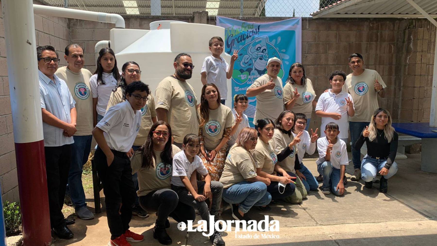 Tultepec: Niños crean sistema de captación de agua pluvial en su escuela