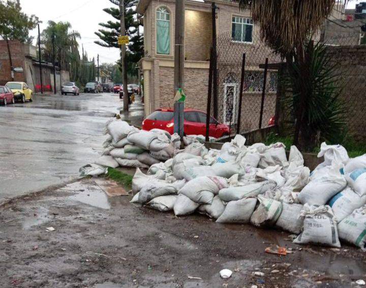 Son alrededor de 87 casas inundadas en Cuautitlán Izcalli y Atizapán por las fuertes lluvias