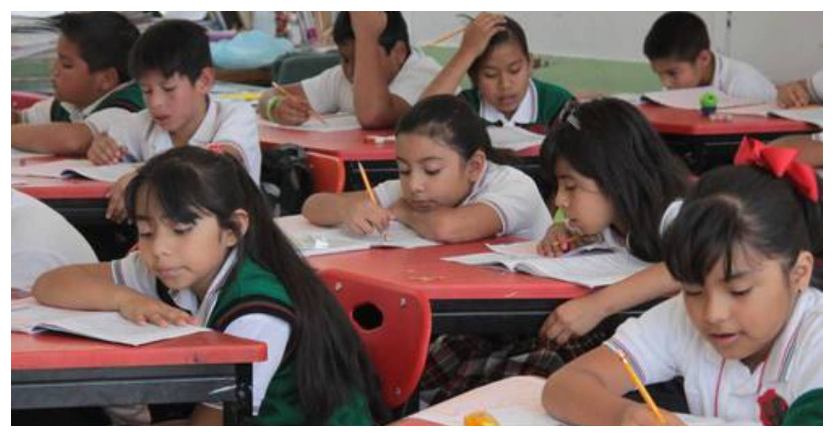 ¿Quiénes pueden realizar cambio de escuela de educación básica ciclo escolar 2024-2025 en CDMX?