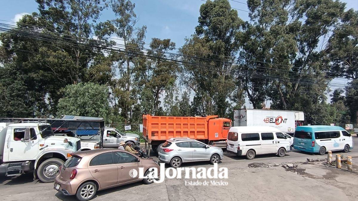 Vecinos de Chalco demandan puente peatonal y retornos en la zona del Trolebús