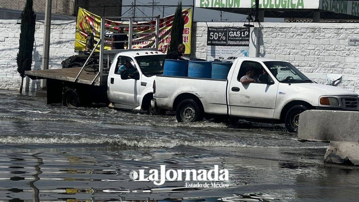 Vecinos de Chalco protestan por inundaciones, llevan seis con sus casas anegadas