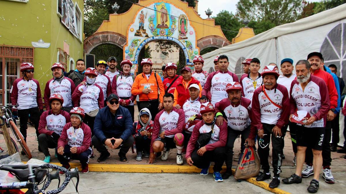 Peregrinos ciclistas van desde Metepec a San Juan de los Lagos