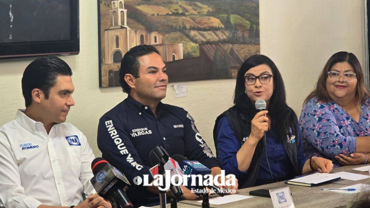 Enrique Vargas adelanta que PAN no formará parte de bloque opositor en LXII Legislatura