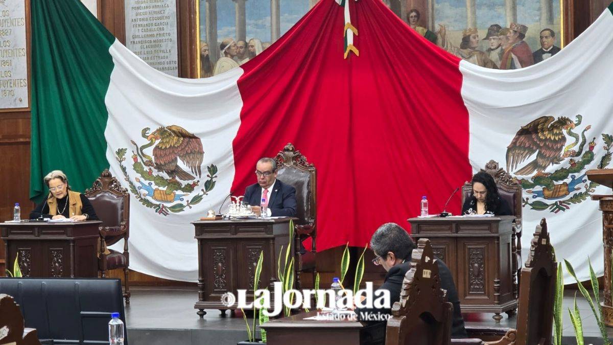 Piden licencia definitiva siete diputados locales que van al Congreso de la Unión