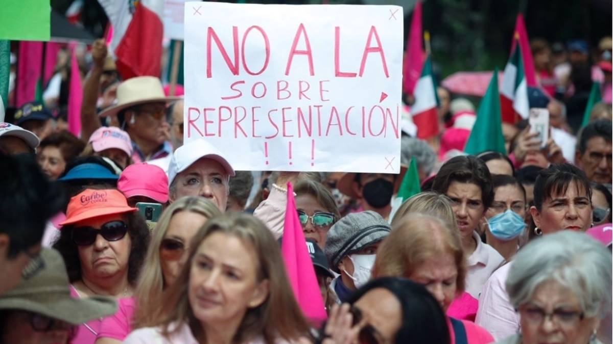 Exigen frente al INE evitar “sobrerrepresentación” en el Congreso