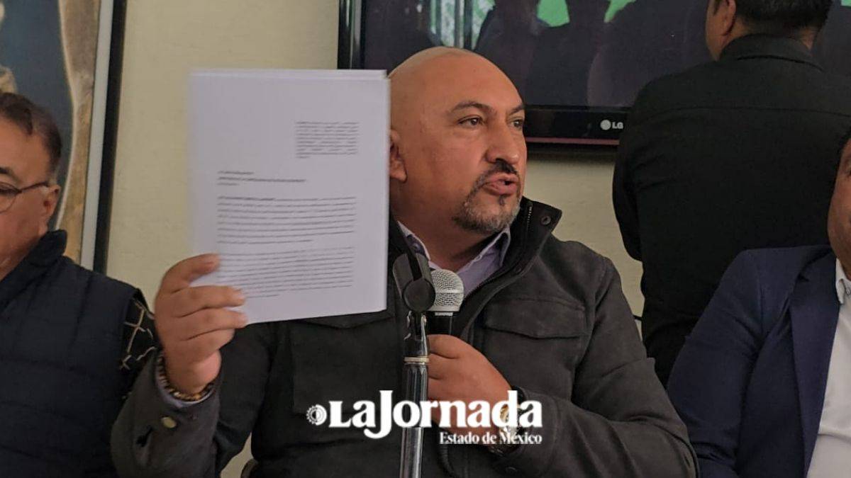 Transportistas piden destitución del secretario de la Semov