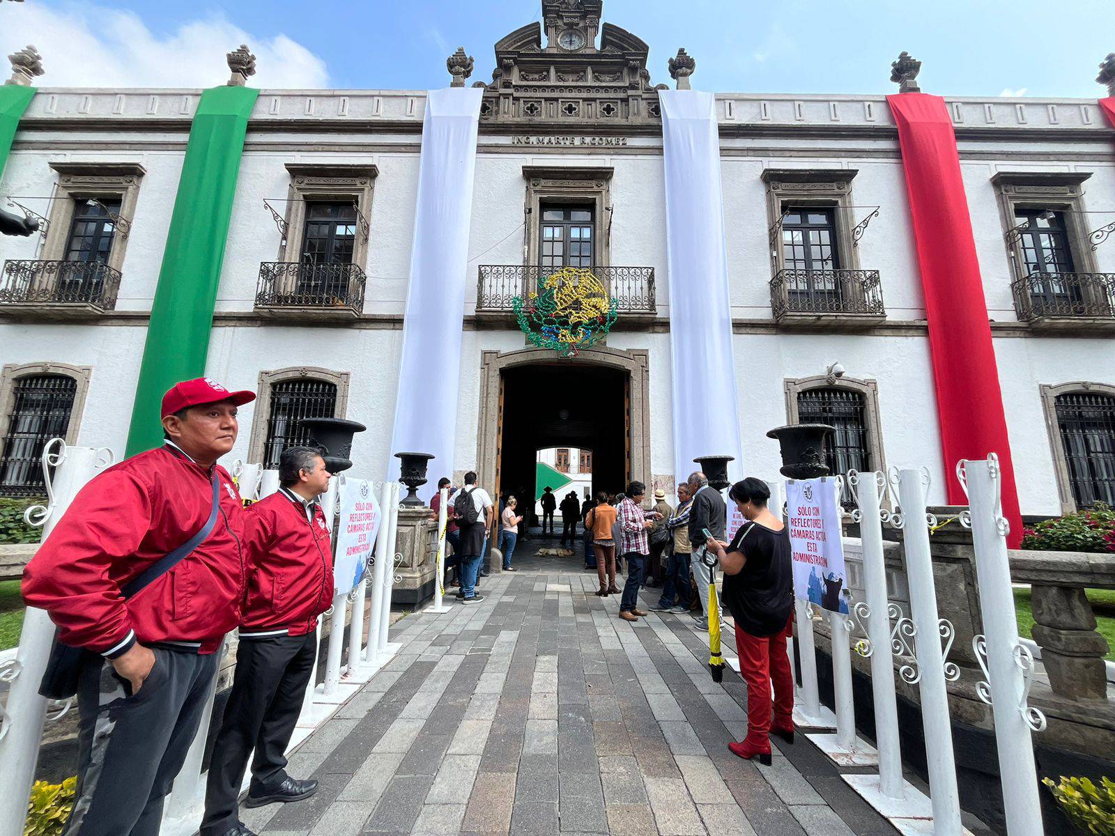 Chapingo: Profesores sindicalizados protestan en rectoría