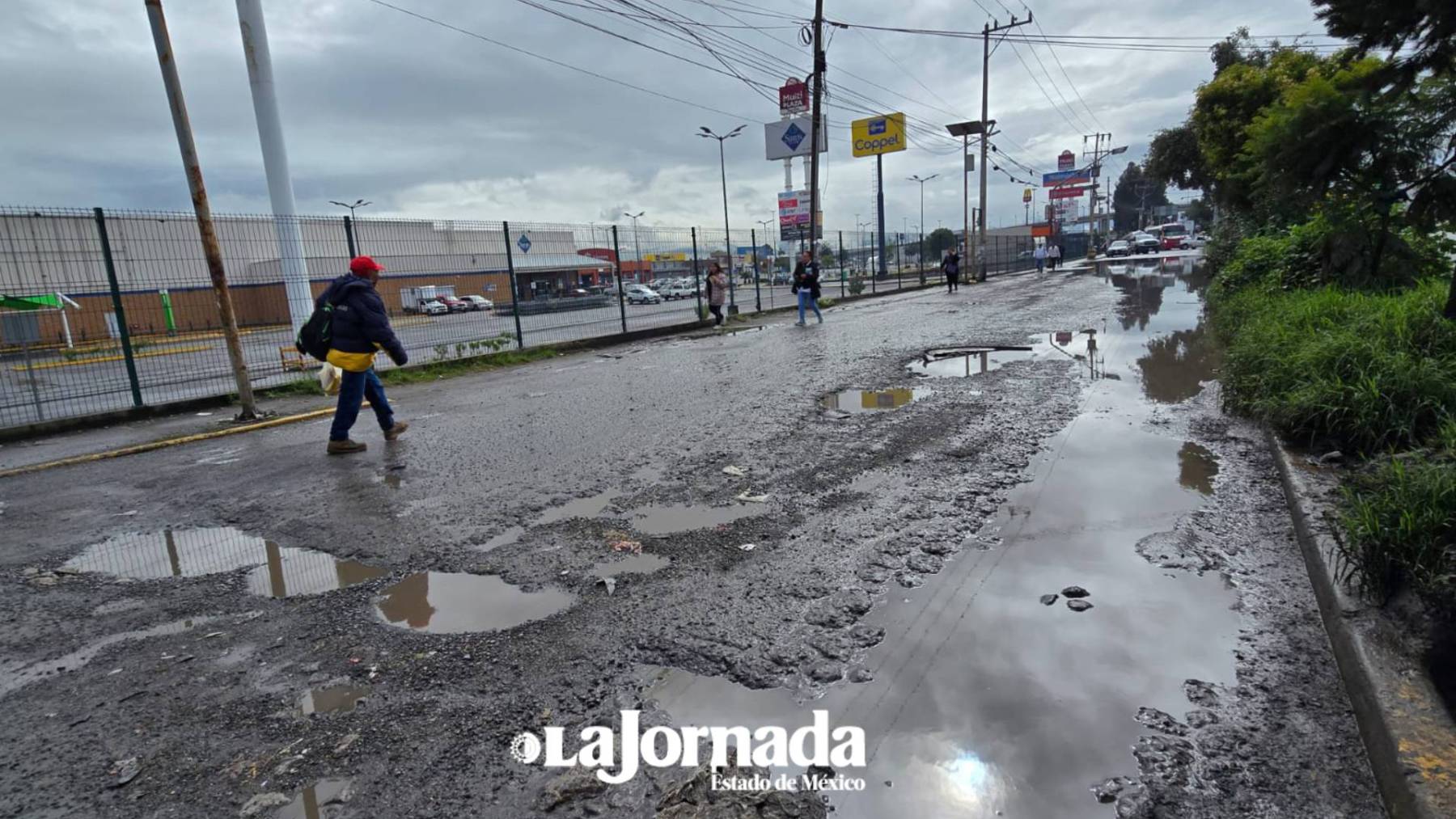 Plan emergente de bacheo arrancó en 60 municipios mexiquenses